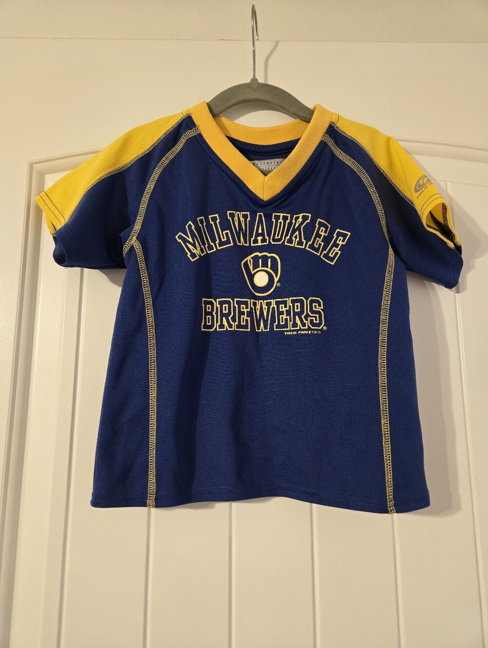 Genuine Merchandise Kids Navy & Yellow V-Neck Milwaukee Brewers Jersey/shirt